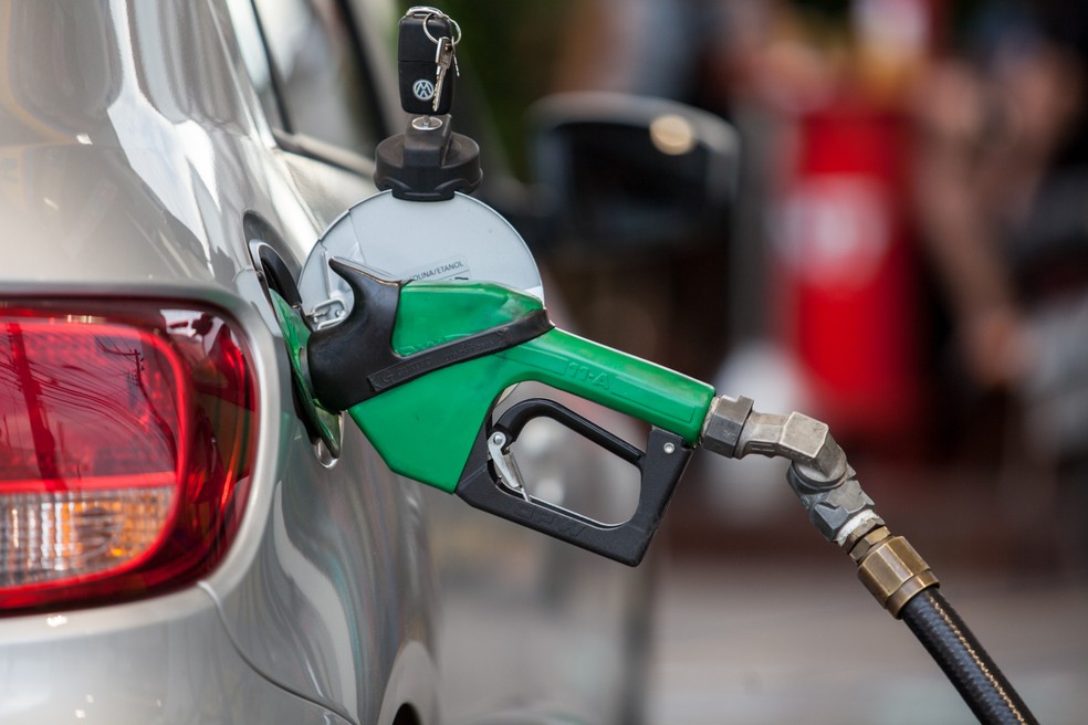 Preços dos combustíveis nos postos sobem na semana, diz ANP