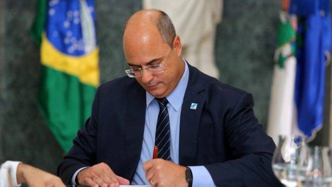 Governador do RJ diz que orientou o próprio partido a votar pela abertura de processo de impeachment