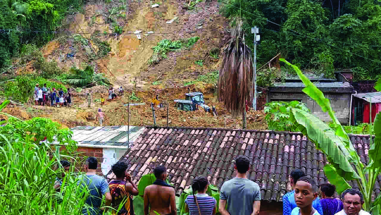 Sobe para 84 número de mortes confirmadas em Pernambuco; 14 municípios decretam situação de emergência devido às chuvas